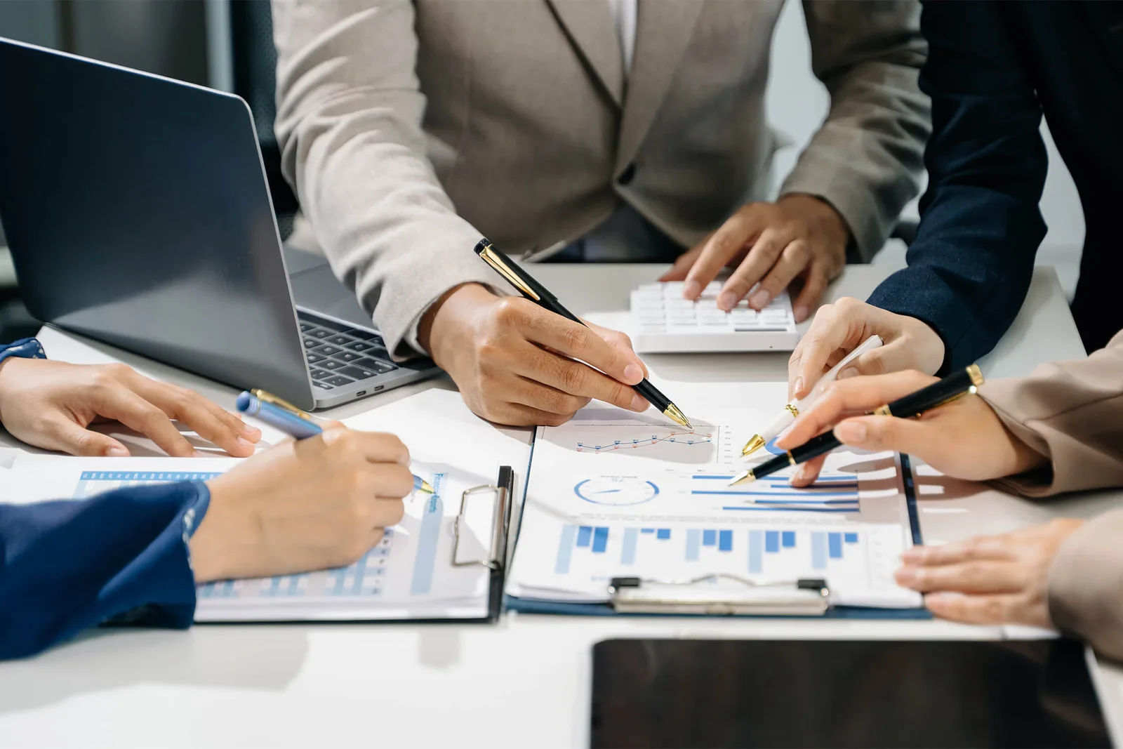 Campanha de marketing digital — peça principal