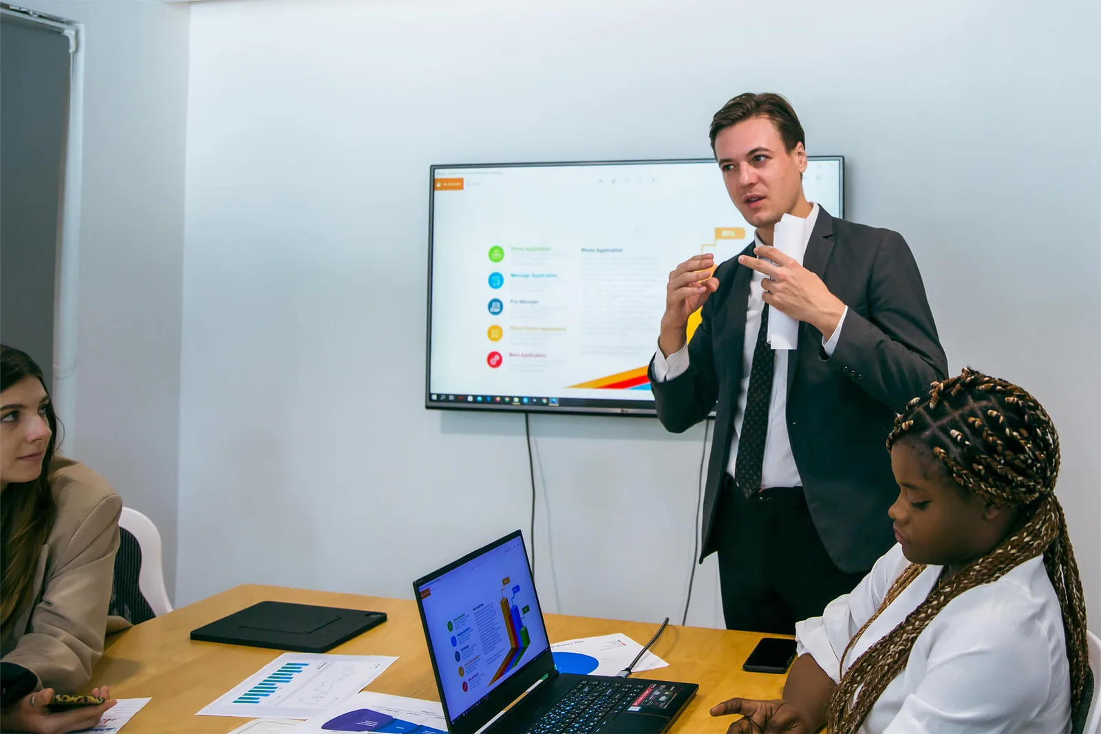 Peça de campanha em formato quadrado